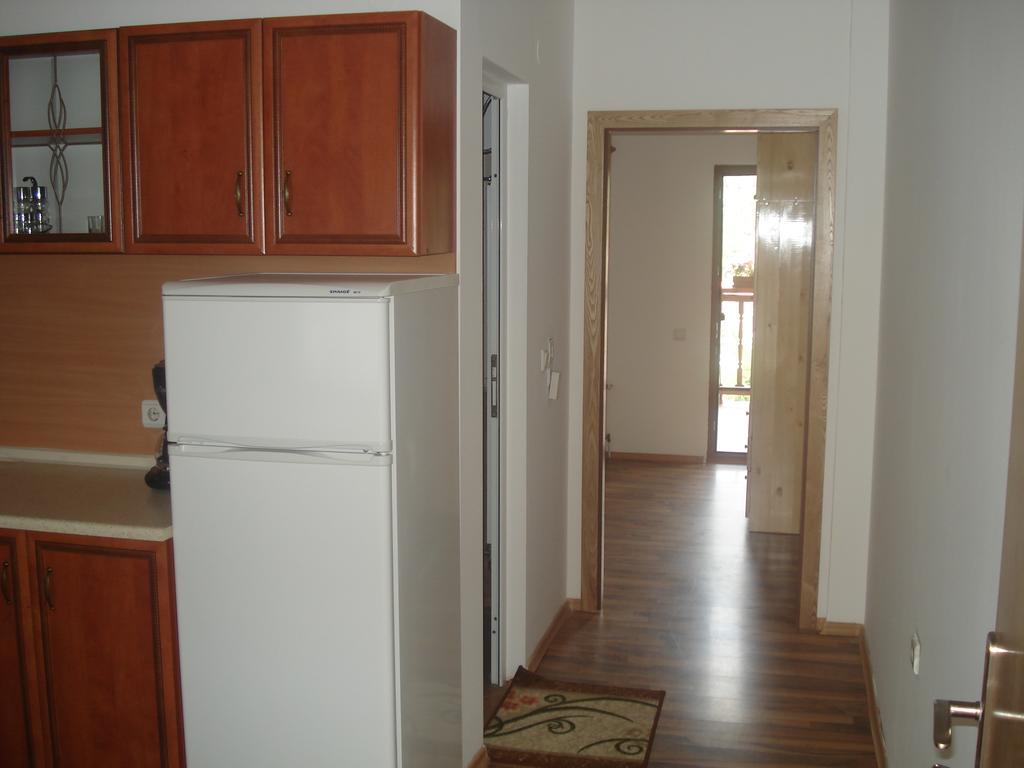Kisiovi Apartment เดวิน ภายนอก รูปภาพ